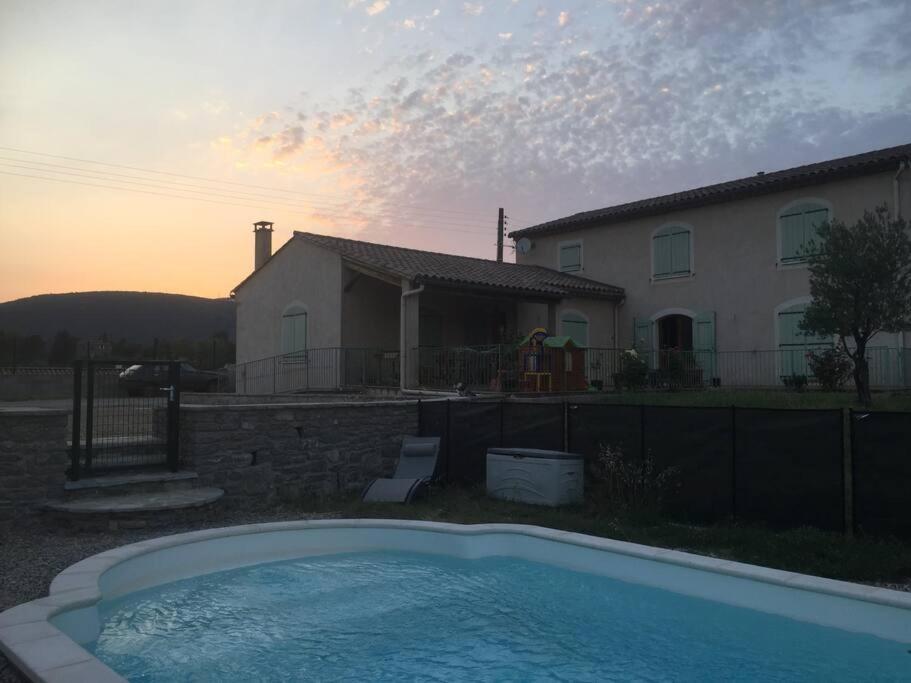 Cocon Aux Portes Des Cevennes Avec Piscine Moulès-et-Baucels Exterior foto